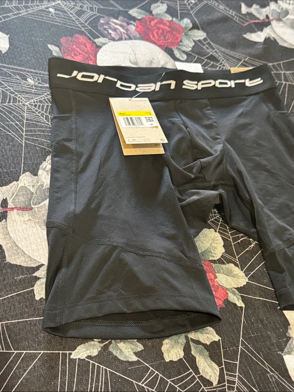 NWT NIKE DRI-FIT AIR JORDAN SPORT BLACK/WHITE COMPRESSION SHORTS SZ MENS SMALL